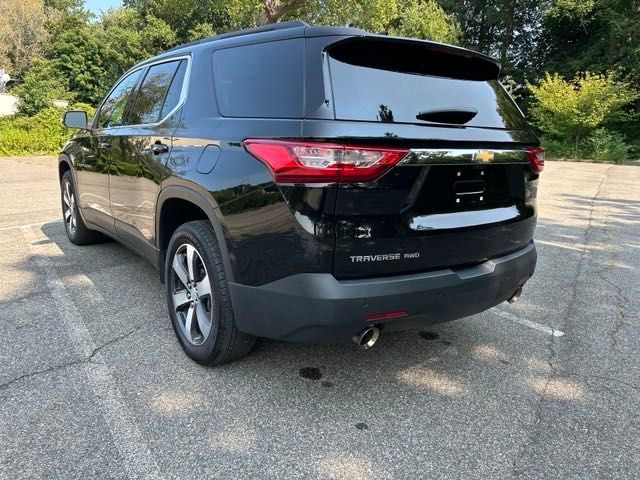 2021 Chevrolet Traverse LT Leather