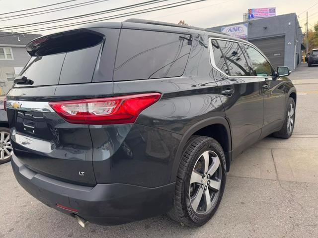 2021 Chevrolet Traverse LT Leather