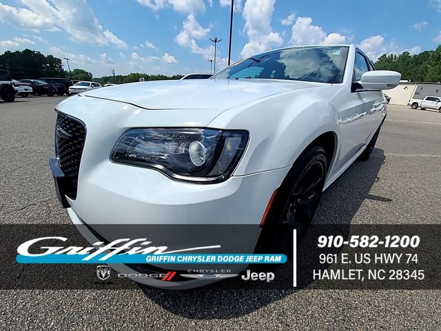 2021 Chrysler 300 300S