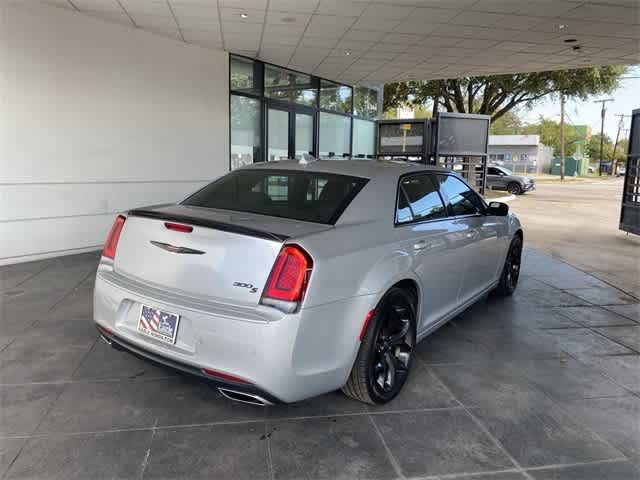 2021 Chrysler 300 300S