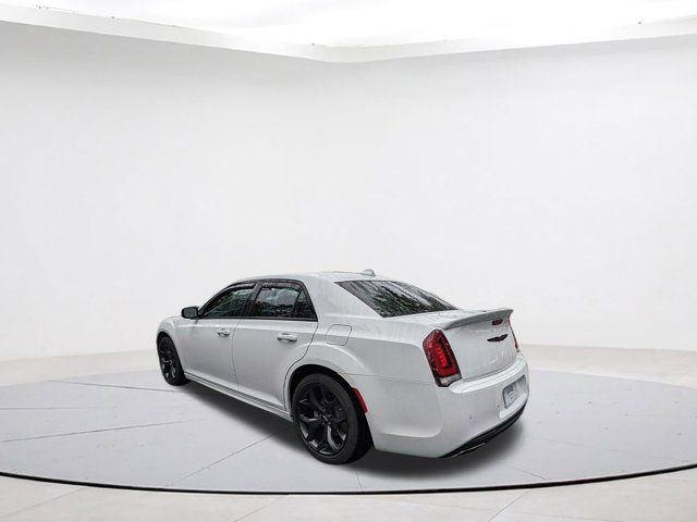 2021 Chrysler 300 300S