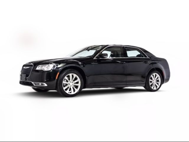 2021 Chrysler 300 Touring L