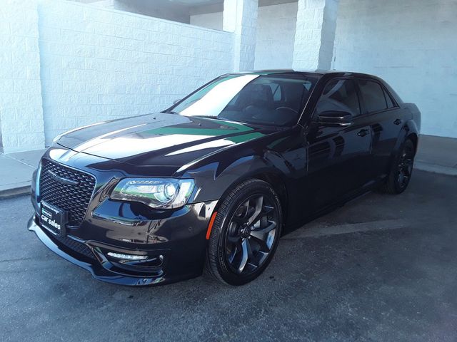 2021 Chrysler 300 Touring L