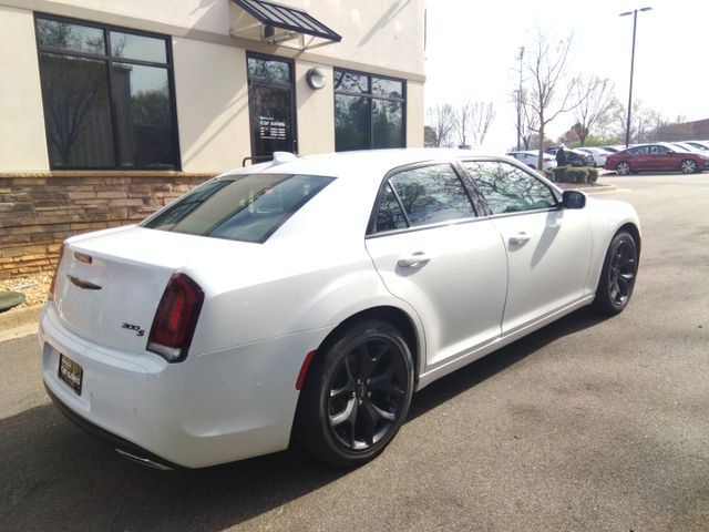 2021 Chrysler 300 300S