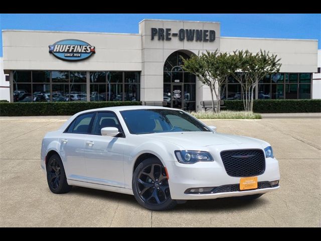 2021 Chrysler 300 300S