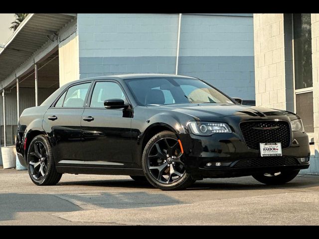 2021 Chrysler 300 300S