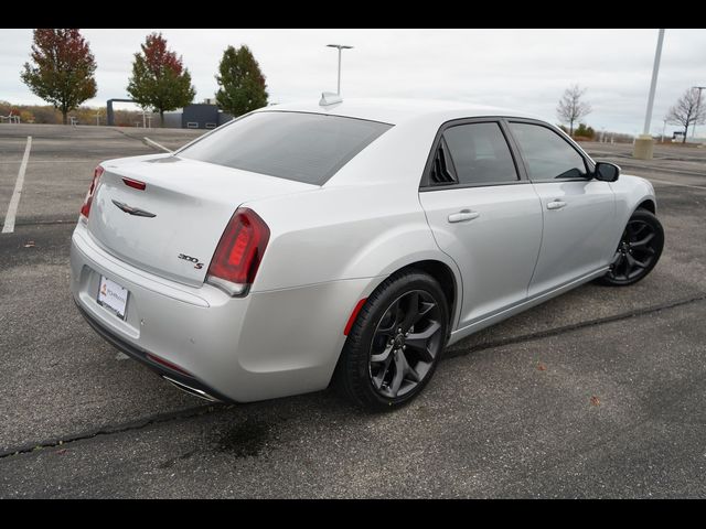 2021 Chrysler 300 300S