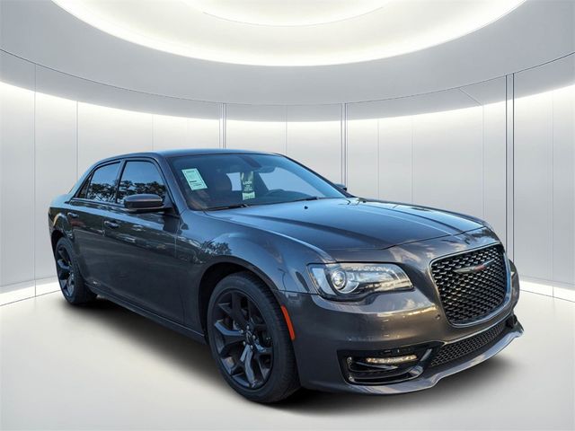 2021 Chrysler 300 300S