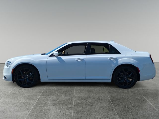 2021 Chrysler 300 300S