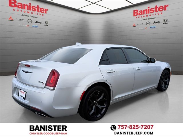 2021 Chrysler 300 300S