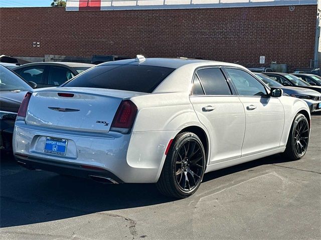 2021 Chrysler 300 300S