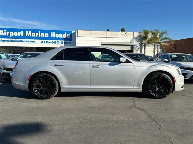 2021 Chrysler 300 300S