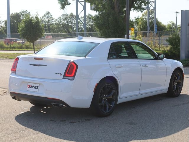 2021 Chrysler 300 300S