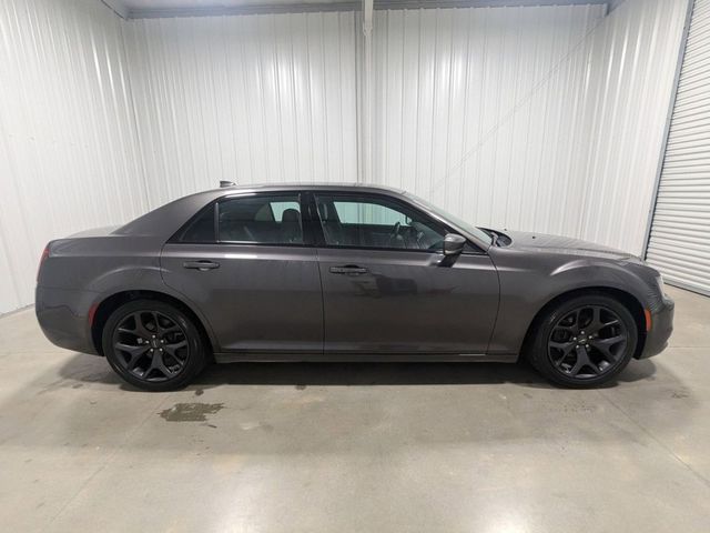 2021 Chrysler 300 300S