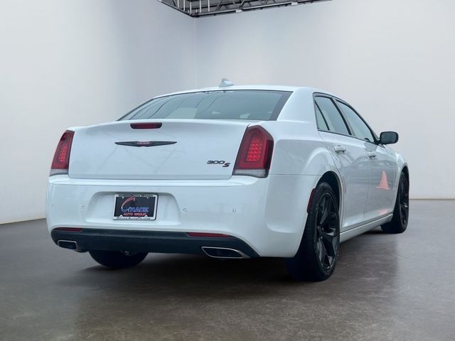 2021 Chrysler 300 300S