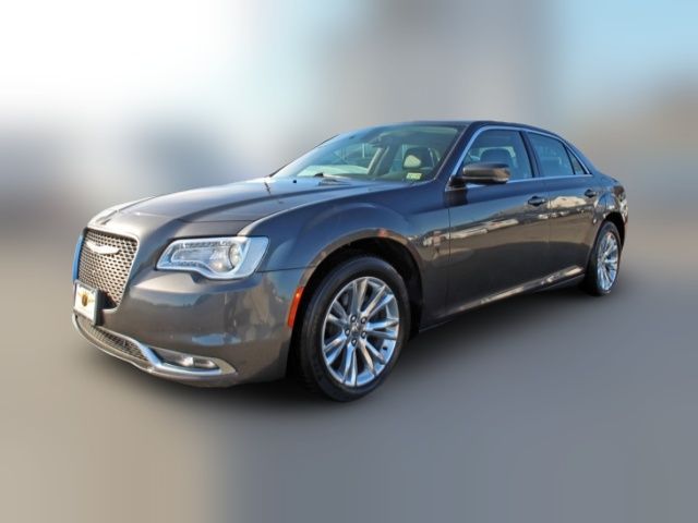 2021 Chrysler 300 Touring L