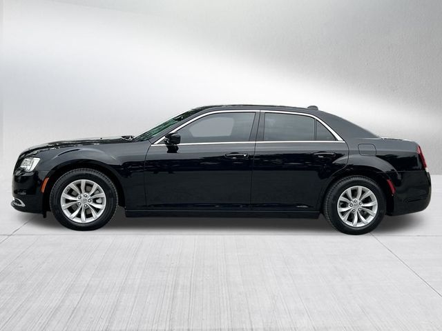 2021 Chrysler 300 Touring