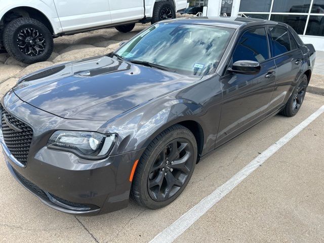 2021 Chrysler 300 Touring