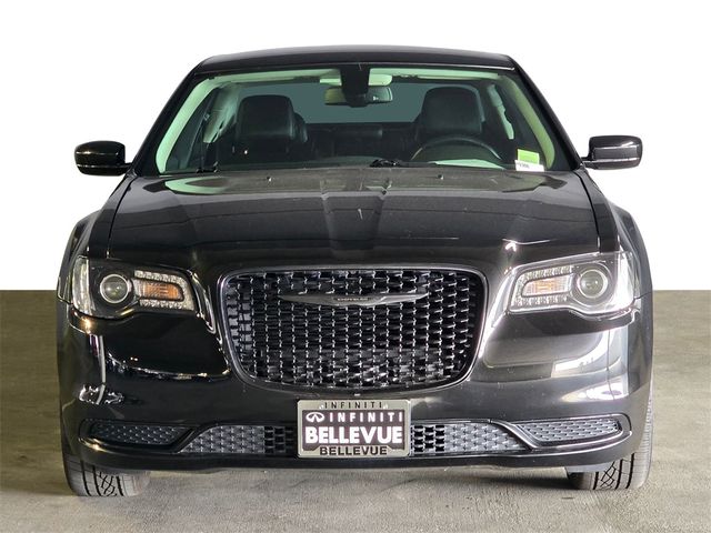 2021 Chrysler 300 Touring