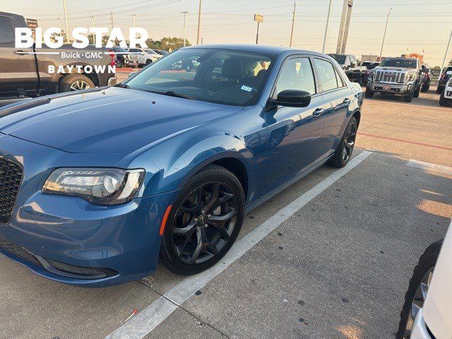 2021 Chrysler 300 Touring