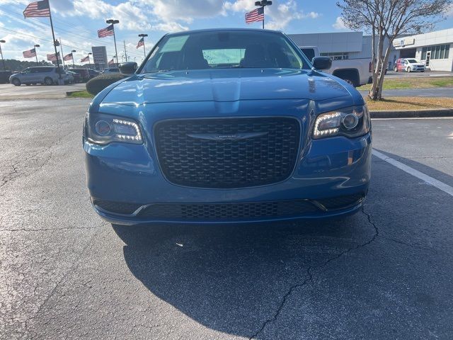 2021 Chrysler 300 Touring