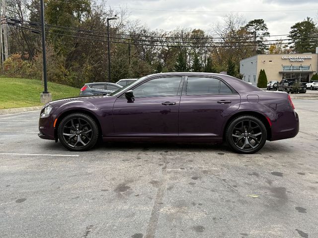 2021 Chrysler 300 Touring