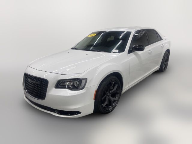 2021 Chrysler 300 Touring