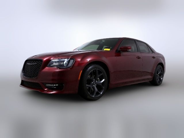 2021 Chrysler 300 Touring L