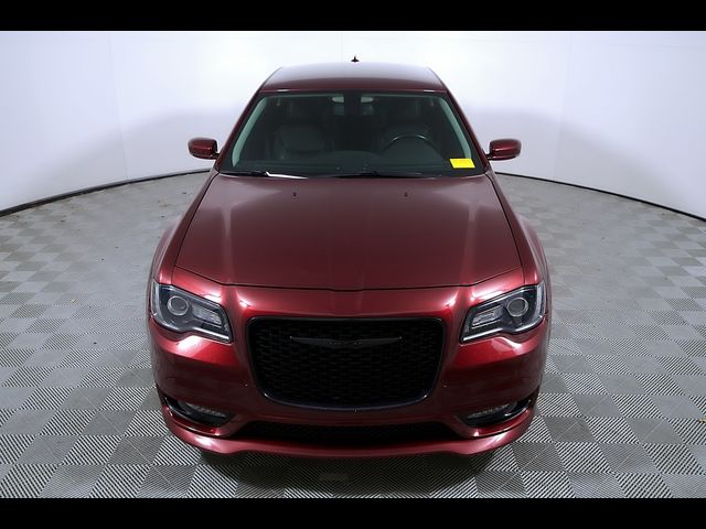 2021 Chrysler 300 Touring L