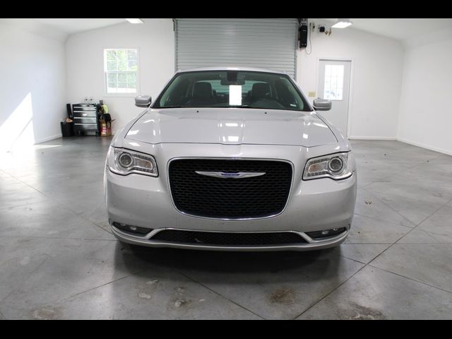 2021 Chrysler 300 Touring L