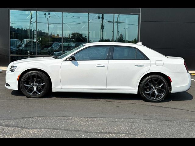 2021 Chrysler 300 Touring