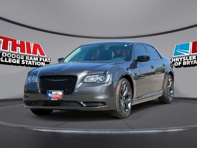 2021 Chrysler 300 Touring