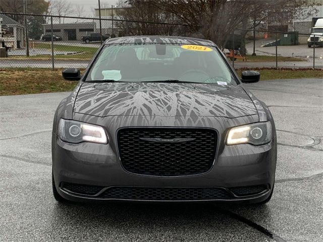 2021 Chrysler 300 Touring