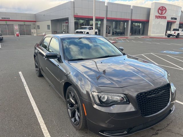 2021 Chrysler 300 Touring