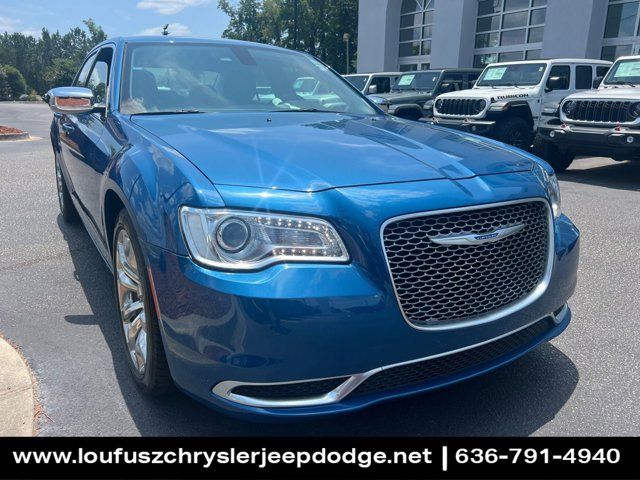 2021 Chrysler 300 Touring