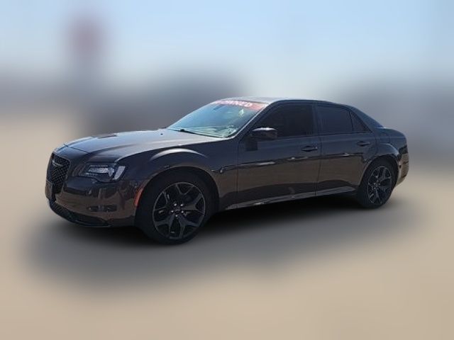 2021 Chrysler 300 Touring