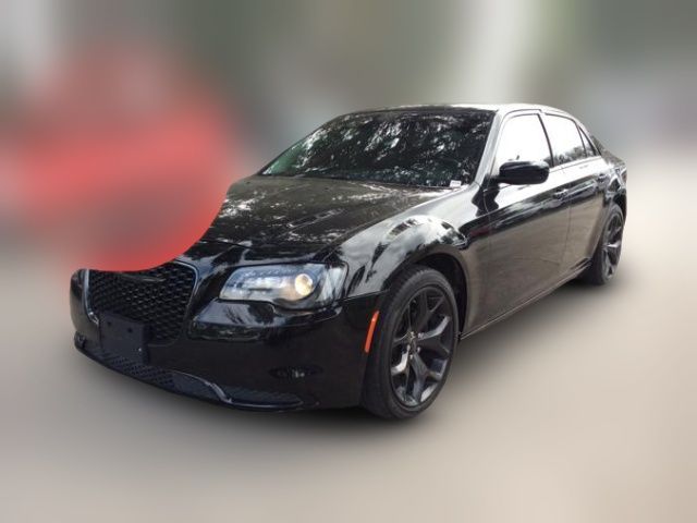 2021 Chrysler 300 Touring