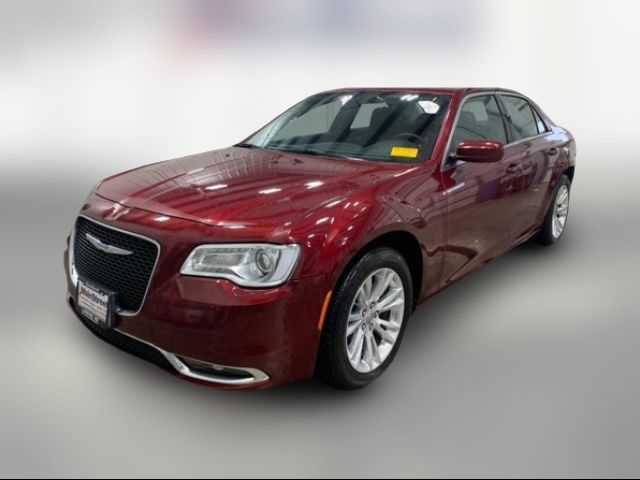 2021 Chrysler 300 Touring