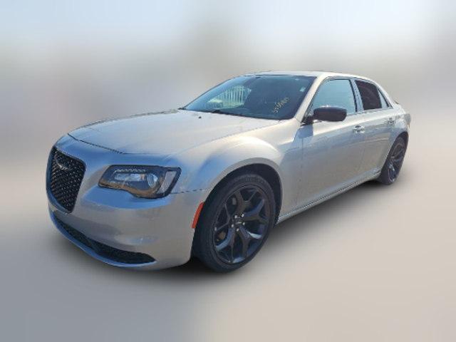 2021 Chrysler 300 Touring
