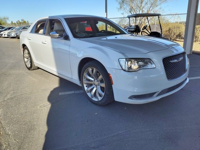 2021 Chrysler 300 Touring