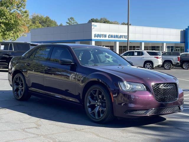 2021 Chrysler 300 Touring