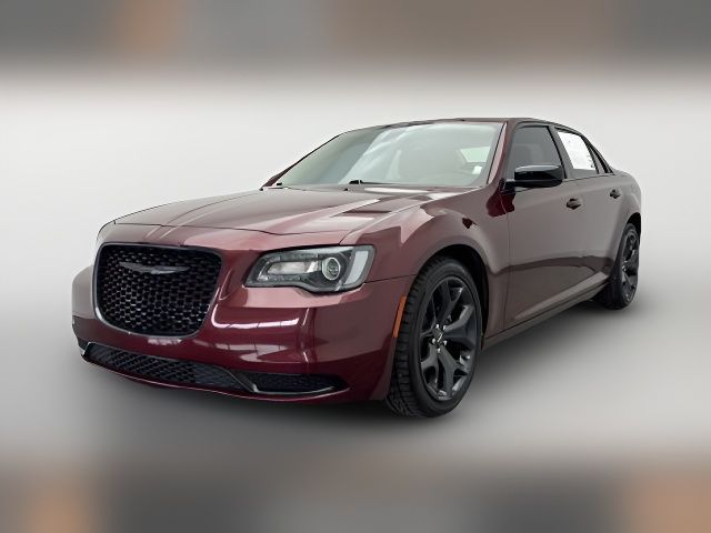 2021 Chrysler 300 Touring