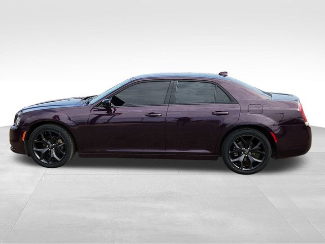 2021 Chrysler 300 Touring