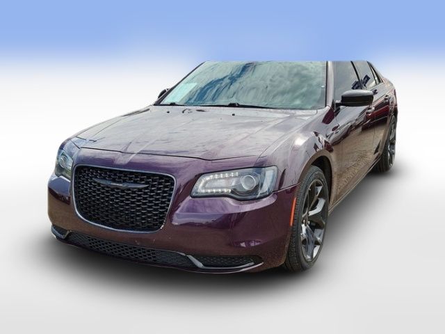 2021 Chrysler 300 Touring