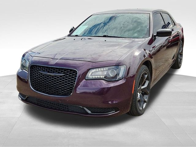 2021 Chrysler 300 Touring