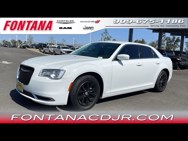 2021 Chrysler 300 Touring