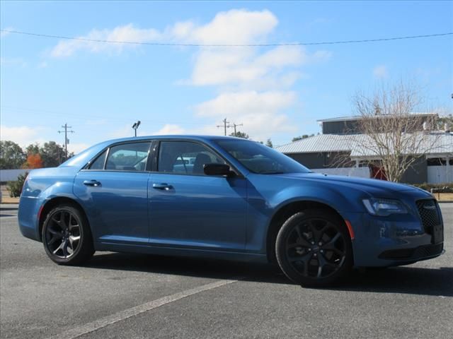 2021 Chrysler 300 Touring