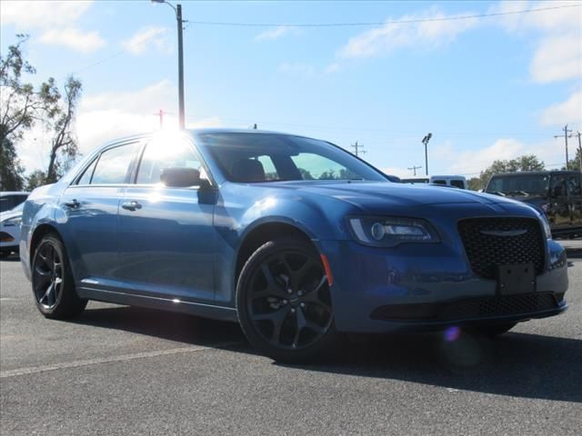 2021 Chrysler 300 Touring