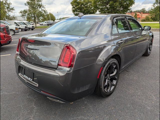 2021 Chrysler 300 Touring