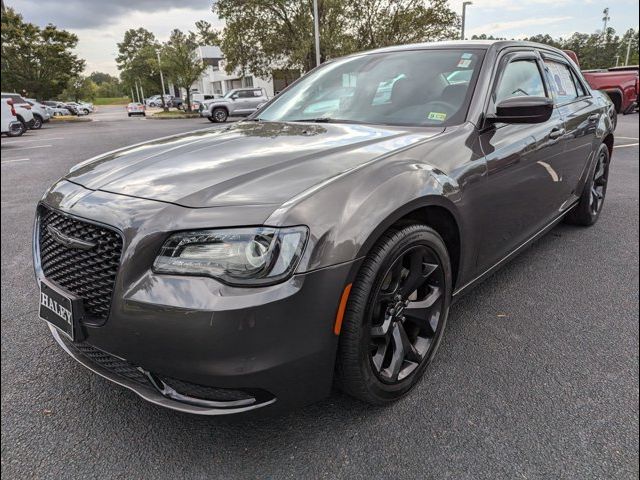 2021 Chrysler 300 Touring